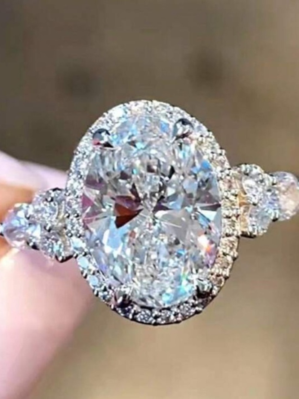 Silver ring - Picture 1 of 3
